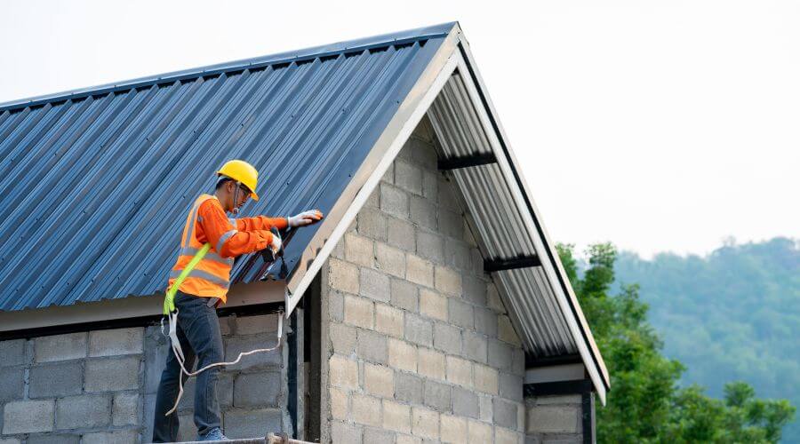 Professional Flat Roofing Installation in Ney, OH